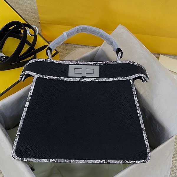 classic shoulder bag handbags large capacity tote bags fashion genuine leather serpentine hemming crossbody purse silver hardware twist latc
classic shoulder bag handbags large capacity tote bags fashion genuine leather serpentine hemming crossbody purse silver hardware twist latc