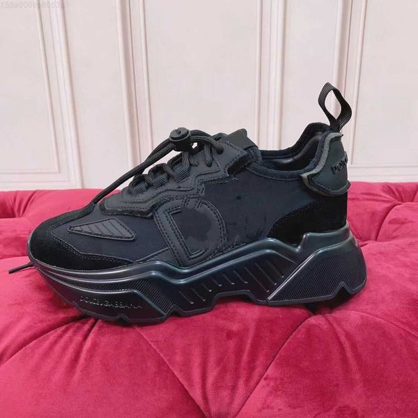 2022 designer shoes men luxury designers sneaker women platform leather casual shoe low lace up sneakers with clear sole nm8we, Red;white
2022 designer shoes men luxury designers sneaker women platform leather casual shoe low lace up sneakers with clear sole nm8we, Red;white