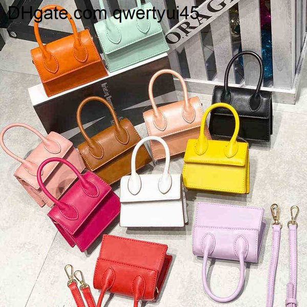 qwertyui45 evening bags new fashion small pu leather handle handbags shoulder bag flap crossbody for women messenger bags purses 021723h
qwertyui45 evening bags new fashion small pu leather handle handbags shoulder bag flap crossbody for women messenger bags purses 021723h