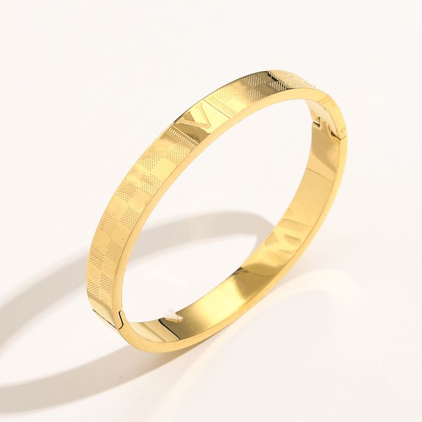 cuff official website the same style 18k gold charms four-leaf clover letter v bracelets designers jewellery for mens womens bangles jeweler, White
cuff official website the same style 18k gold charms four-leaf clover letter v bracelets designers jewellery for mens womens bangles jeweler, White