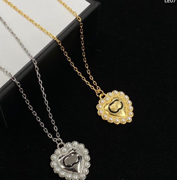 luxury two letter pendant necklace men women designer pearl love heart necklaces chain brass ladies party gift jewelry, Silver
luxury two letter pendant necklace men women designer pearl love heart necklaces chain brass ladies party gift jewelry, Silver