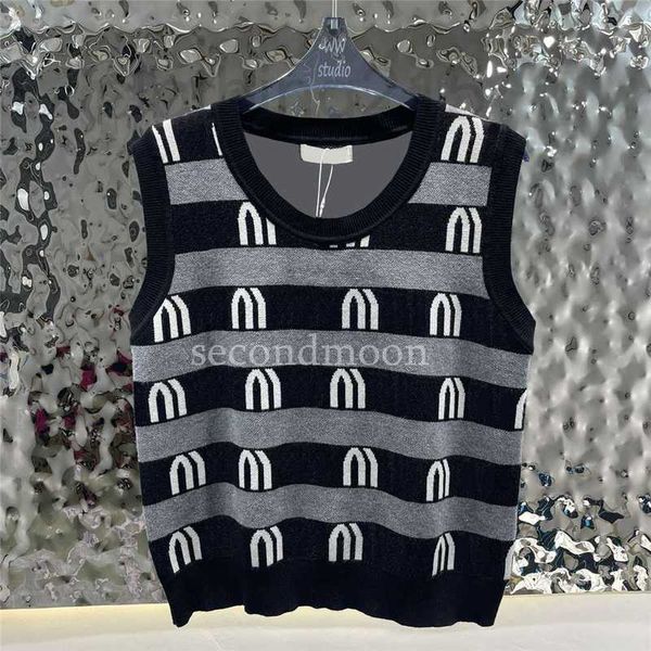 women's tanks & camis designer women knits coat letter jacquard cardigan long sleeve knitted cardigans fashion stripe sleeveless vest x, White
women's tanks & camis designer women knits coat letter jacquard cardigan long sleeve knitted cardigans fashion stripe sleeveless vest x, White