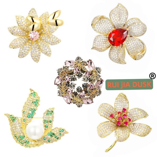 pins brooches rui jia dusk luxury fashion sshining full diamond flower temperament jacket suit pin dinner wedding accessories 230216, Gray
pins brooches rui jia dusk luxury fashion sshining full diamond flower temperament jacket suit pin dinner wedding accessories 230216, Gray