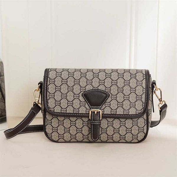 small crowd design new women's bag printed small square bag versatile contrast underarm bag women's one-shoulder messenger bag
small crowd design new women's bag printed small square bag versatile contrast underarm bag women's one-shoulder messenger bag