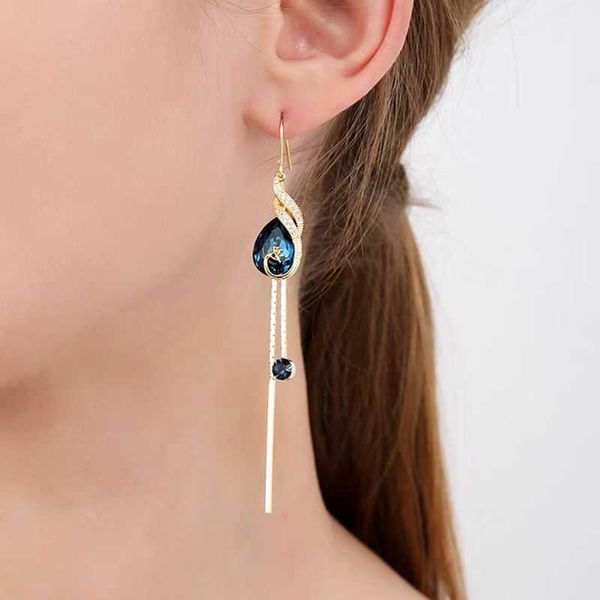 charm blue crystal phoenix women's 2023 new fashion korean style long tassel peacock earrings temperament versatile, Golden
charm blue crystal phoenix women's 2023 new fashion korean style long tassel peacock earrings temperament versatile, Golden