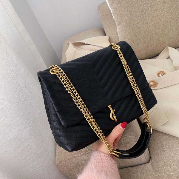 70% off big bag women's winter new network red large capacity crossbody bag embroidery thread one shoulder tote bag
70% off big bag women's winter new network red large capacity crossbody bag embroidery thread one shoulder tote bag
