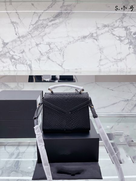 luxury designer bag summer fashion women's bag handbag one shoulder crossbody chain square internal double compartment large capacity f
luxury designer bag summer fashion women's bag handbag one shoulder crossbody chain square internal double compartment large capacity f