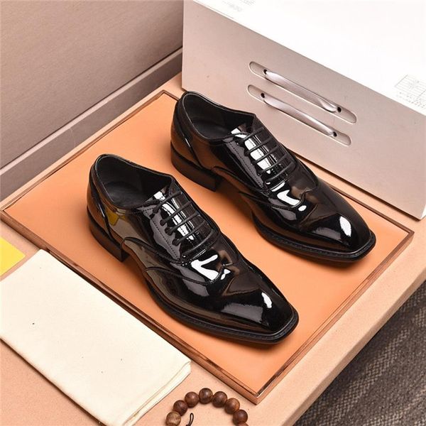 2022 luxury designers suede leather man formal dress shoes men flats men loafers moccasin driving shoe big size 45309b, Black
2022 luxury designers suede leather man formal dress shoes men flats men loafers moccasin driving shoe big size 45309b, Black