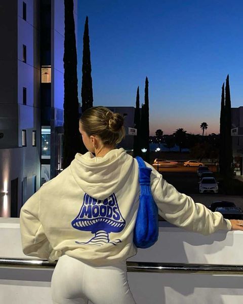 women's hoodies sweatshirts 2022 fashion brand retro graffiti print foam bet hoodie y2k high street american oversized casual sweatshir, Black
women's hoodies sweatshirts 2022 fashion brand retro graffiti print foam bet hoodie y2k high street american oversized casual sweatshir, Black