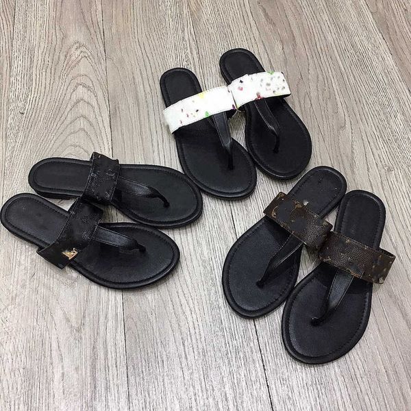 2023 luxury designers slipper women sandals slides waterfront brown leather flip flops womens flat heels strap metal buckle shoes 36-42, Black
2023 luxury designers slipper women sandals slides waterfront brown leather flip flops womens flat heels strap metal buckle shoes 36-42, Black