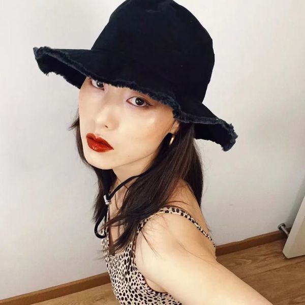 luxury le bob artichaut designer casquette bucket hat wide brim silver tone curved drawstring fastening frayed expedition summer light pink, Blue;gray
luxury le bob artichaut designer casquette bucket hat wide brim silver tone curved drawstring fastening frayed expedition summer light pink, Blue;gray