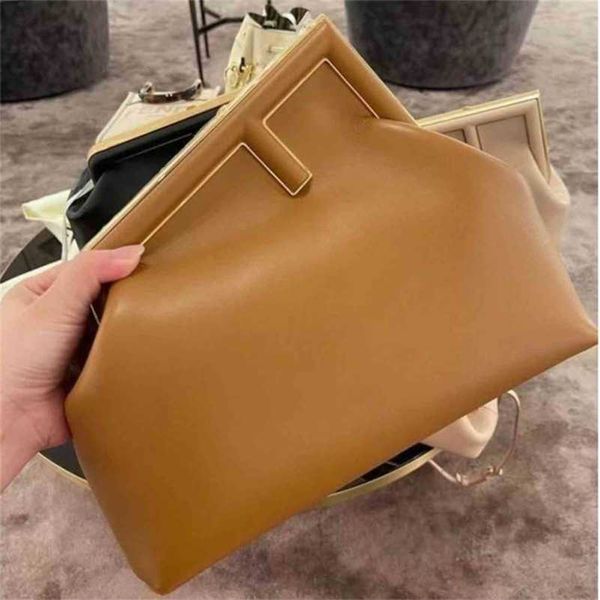 designer fend bag women luxurys handbags first series metal wrapped dinner handbag single shoulder messenger 05lg zc
designer fend bag women luxurys handbags first series metal wrapped dinner handbag single shoulder messenger 05lg zc
