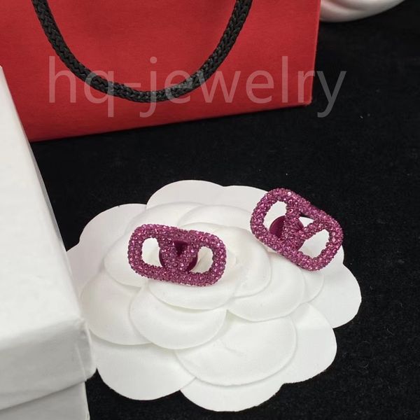 2023 luxury master design v-shaped earrings, tourism party, wedding first fashion jewelry18888, Golden;silver
2023 luxury master design v-shaped earrings, tourism party, wedding first fashion jewelry18888, Golden;silver