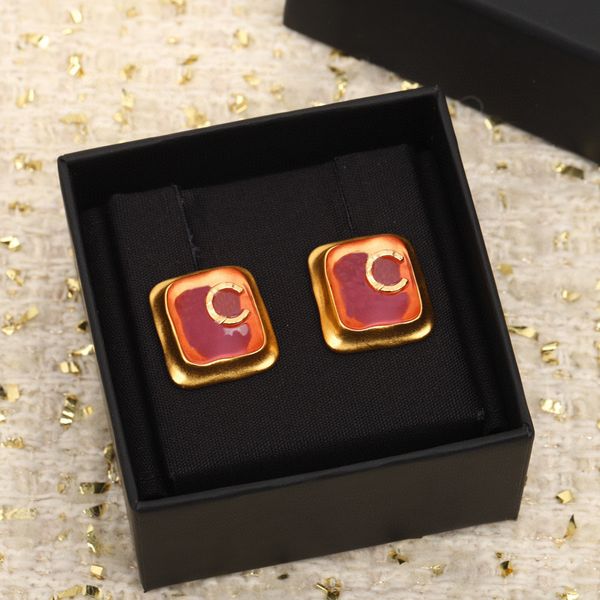 2023 luxury charm square shape stud earring with color design in 18k gold plated have box stamp ps3014, Golden
2023 luxury charm square shape stud earring with color design in 18k gold plated have box stamp ps3014, Golden