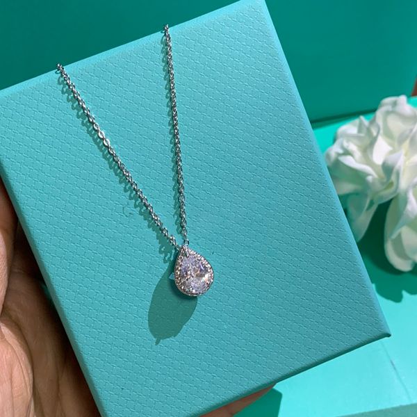 luxury fashion designer necklace european and american fashion simple water drop white stone necklace personality jewelry fashion trend, Silver
luxury fashion designer necklace european and american fashion simple water drop white stone necklace personality jewelry fashion trend, Silver