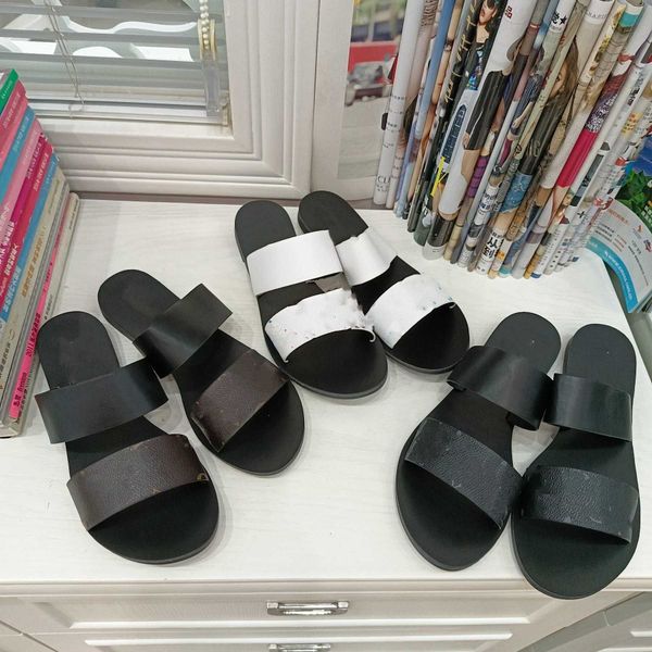 2023 womens slippers women slides slipper summer sandals luxurys designers leather flip flops sandal flats fashion old flower strap shoes, Black
2023 womens slippers women slides slipper summer sandals luxurys designers leather flip flops sandal flats fashion old flower strap shoes, Black