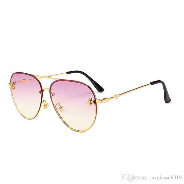 2023 brand design sunglasses women men designer good quality fashion metal oversized sun glasses vintage female male like uv400, White;black
2023 brand design sunglasses women men designer good quality fashion metal oversized sun glasses vintage female male like uv400, White;black
