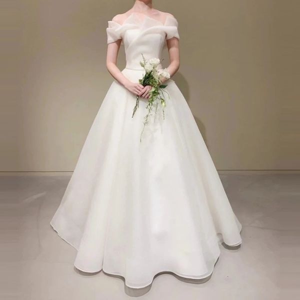 party dresses design ivory wedding dress off shoulder floor length short sleeves organza a line backless korean bridal gowns 230217, White;black
party dresses design ivory wedding dress off shoulder floor length short sleeves organza a line backless korean bridal gowns 230217, White;black
