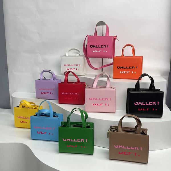 tote bag womens shoulder bags new fall pu fashion letter small square handbags fashion crossbody messager bag, Red;black
tote bag womens shoulder bags new fall pu fashion letter small square handbags fashion crossbody messager bag, Red;black