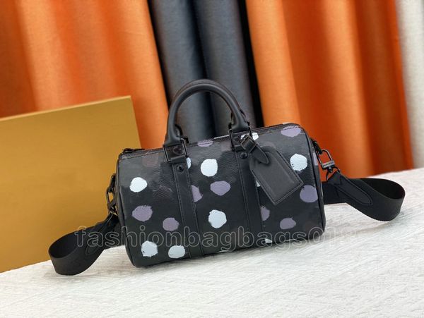 yk bandouliere keepall 25 travel bag m46406 hand-painted dots monograms flowers mini leather luxurys cross-body city bag m21938 designer sho
yk bandouliere keepall 25 travel bag m46406 hand-painted dots monograms flowers mini leather luxurys cross-body city bag m21938 designer sho