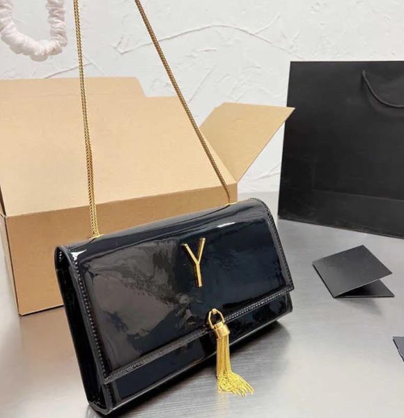 messenger bags luxury chain shoulder bag women designer bags fashion hardware tassel crossbody bags light leather purse handbags 221216
messenger bags luxury chain shoulder bag women designer bags fashion hardware tassel crossbody bags light leather purse handbags 221216
