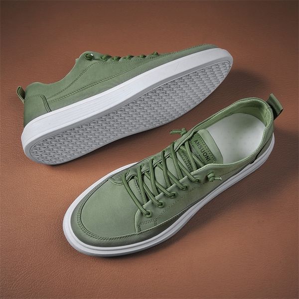 dress shoes spring men sneakers casual autumn male lightweight breathable sports tennis lace flat masculino 230217, Black
dress shoes spring men sneakers casual autumn male lightweight breathable sports tennis lace flat masculino 230217, Black