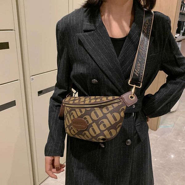 women's bag 2023 trend luxury designer fashion women's winter versatile letter printed broadband messenger bag 50%off black white
women's bag 2023 trend luxury designer fashion women's winter versatile letter printed broadband messenger bag 50%off black white