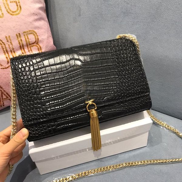 designer shoulder bags luxuryfringed chain classic crocodile-print leather clutch flap envelope messenger women's brand luxury handbag
designer shoulder bags luxuryfringed chain classic crocodile-print leather clutch flap envelope messenger women's brand luxury handbag