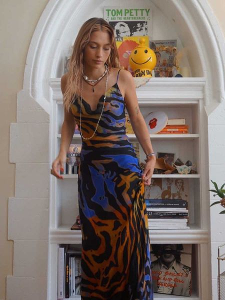 casual dresses julissa mo off shoulder print summer long dress women backless bandage beach dresses female casual party boho vestidos 2020 z, Black;gray
casual dresses julissa mo off shoulder print summer long dress women backless bandage beach dresses female casual party boho vestidos 2020 z, Black;gray