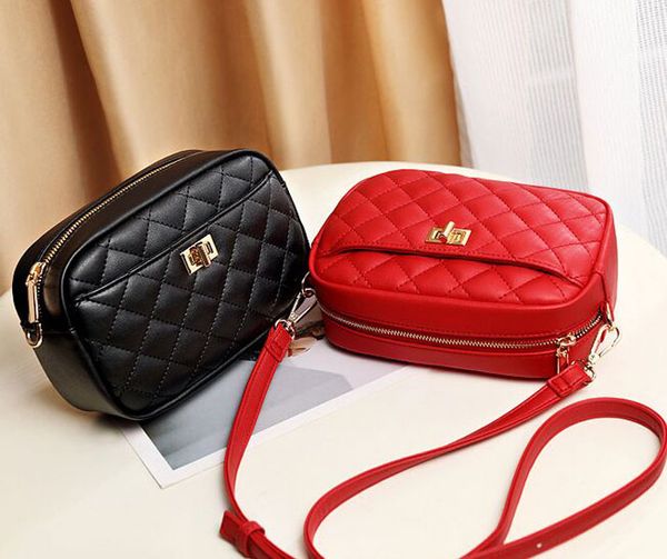 lady handbags pu leather tassel design shoulder bags purse women evening messenger crossbody bag,r0217
lady handbags pu leather tassel design shoulder bags purse women evening messenger crossbody bag,r0217