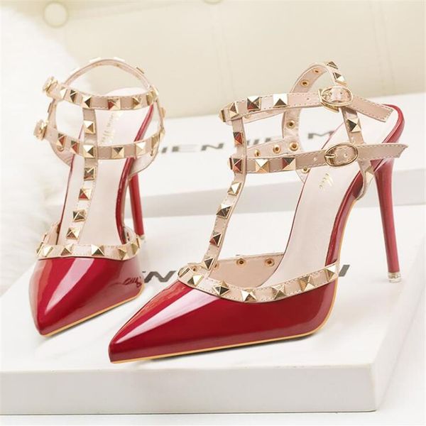 10cm high heels rivet nightclub women shoes patent leather hollow out sandals elegant lady party shoes dress shoes pumps233l, Black
10cm high heels rivet nightclub women shoes patent leather hollow out sandals elegant lady party shoes dress shoes pumps233l, Black