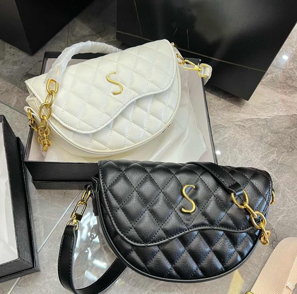 cosmetic bags cases luxury designer bag womens chain shoulder bags fashion classic plaid underarm handbag with shoulder strap semicircle cro
cosmetic bags cases luxury designer bag womens chain shoulder bags fashion classic plaid underarm handbag with shoulder strap semicircle cro