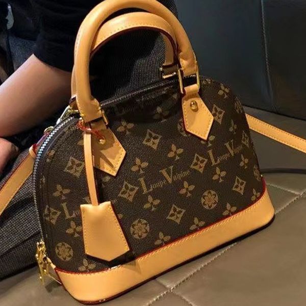 luxury designer bag alma bb 25cm women shoulder bags messenger bag leather handbag wallet purse crossbody tote with lock key
luxury designer bag alma bb 25cm women shoulder bags messenger bag leather handbag wallet purse crossbody tote with lock key