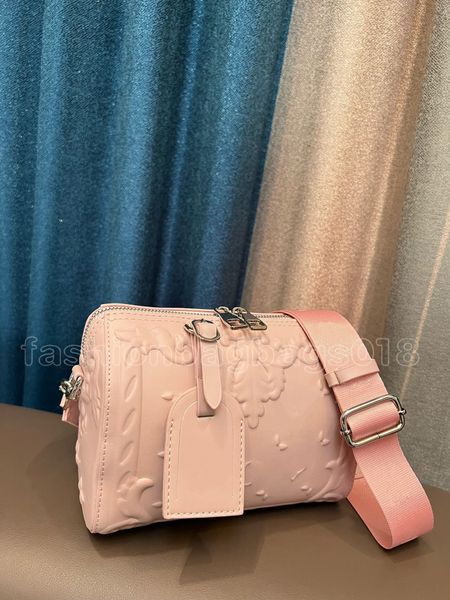 2023 monograms boston bag leather embossed luxury monograms cross-body bags with debossing functional city bag shoulder shell bags box pouch
2023 monograms boston bag leather embossed luxury monograms cross-body bags with debossing functional city bag shoulder shell bags box pouch