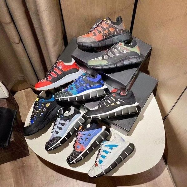 2023 trigreca desginer old dad casual shoes for mens women platform runner lateral greca print leather luxury reaction trainer outdoor walki
2023 trigreca desginer old dad casual shoes for mens women platform runner lateral greca print leather luxury reaction trainer outdoor walki