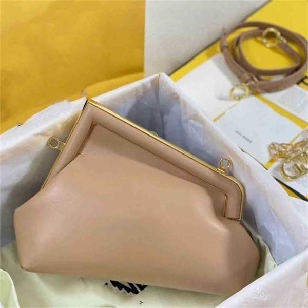 designer fend bag handbags first women luxurys first series handbags metal wrapped dinner handbag single shoulder messenger hbpv zc
designer fend bag handbags first women luxurys first series handbags metal wrapped dinner handbag single shoulder messenger hbpv zc