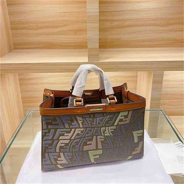 designer fend bag bags women luxurys handbags one shoulder messenger embroidered canvas tote shopping deformed letter portable beach zc
designer fend bag bags women luxurys handbags one shoulder messenger embroidered canvas tote shopping deformed letter portable beach zc