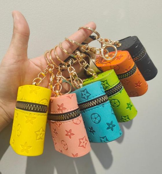 creativity presbyopia car keychain coin purse pendant charm jewelry keyring holder fashion pu leather flower grid designer metal key chain, Silver
creativity presbyopia car keychain coin purse pendant charm jewelry keyring holder fashion pu leather flower grid designer metal key chain, Silver
