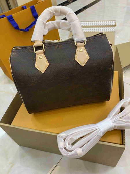 Women Shoulder Bag Lady Tote Chains Handbag Presbyopic High Quality Purse Messenger Bags Handbags Purses, Box
Women Shoulder Bag Lady Tote Chains Handbag Presbyopic High Quality Purse Messenger Bags Handbags Purses, Box