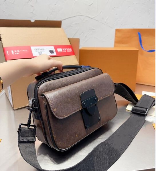 7a quality slock sling chest bag waist bag handbag brown monograms letter flowers pattern lady cross-body luxury wallet one-shoulder shoulde
7a quality slock sling chest bag waist bag handbag brown monograms letter flowers pattern lady cross-body luxury wallet one-shoulder shoulde