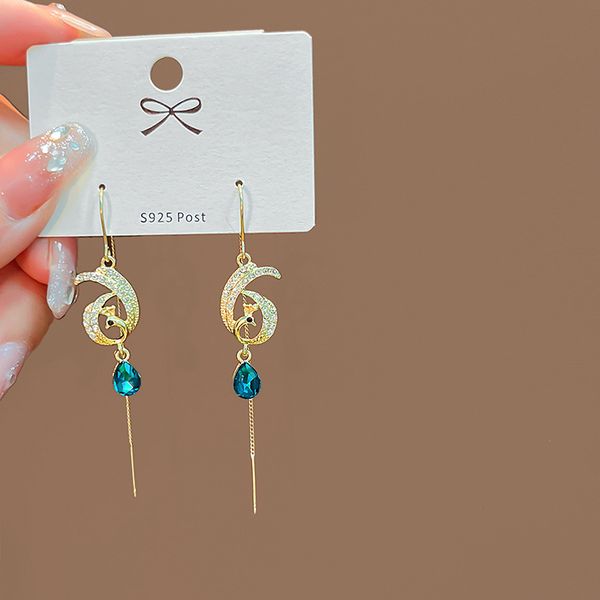 exquisite heart shape stud earrings for women shining cz zircon butterfly pearl flowers tassel earring girl temperament jewelry, Golden;silver
exquisite heart shape stud earrings for women shining cz zircon butterfly pearl flowers tassel earring girl temperament jewelry, Golden;silver