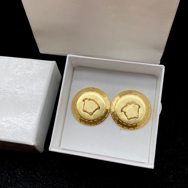 luxury designer earrings bronzer earring womens party wedding couple gift jewelry 925 silver needles, Golden
luxury designer earrings bronzer earring womens party wedding couple gift jewelry 925 silver needles, Golden