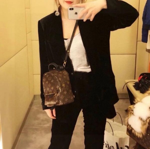 designer luxury brand fashion pu leather mini size women bag children designer school bags luxury backpack springs lady bag travel bag
designer luxury brand fashion pu leather mini size women bag children designer school bags luxury backpack springs lady bag travel bag