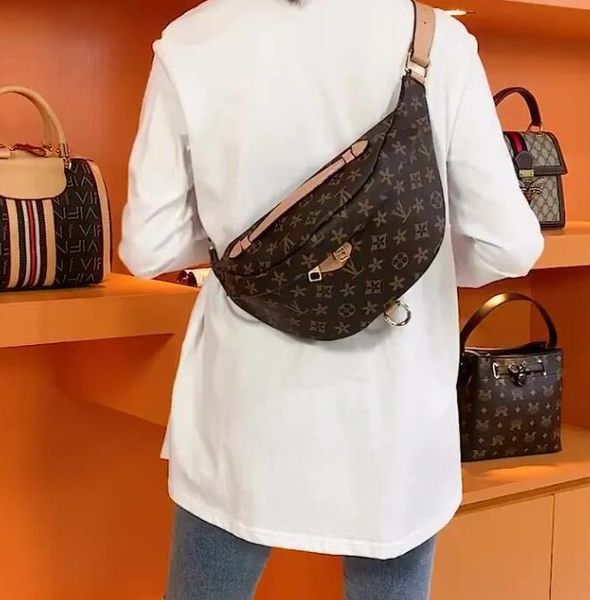 luxury men women' backpack chest bag casual outdoor designer lady backpacks bags brands wallets purse crossbody bag 658
luxury men women' backpack chest bag casual outdoor designer lady backpacks bags brands wallets purse crossbody bag 658