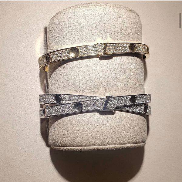 lw gold plated bangle for man designer bangle couple platinum plated inlaid zircon will never fade lady bracelets t0p quality classic style, Black
lw gold plated bangle for man designer bangle couple platinum plated inlaid zircon will never fade lady bracelets t0p quality classic style, Black