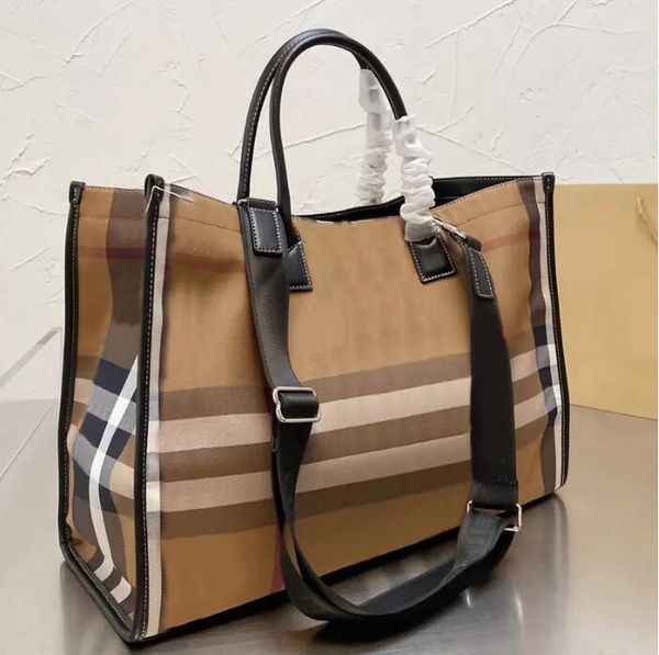 large capacity shopping bag tote bags handbag crossbody purse shoulder fashion letter plaid tartan removable shoulder strap genuine leather
large capacity shopping bag tote bags handbag crossbody purse shoulder fashion letter plaid tartan removable shoulder strap genuine leather