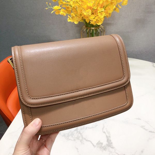 fashion women's bag outdoor cross-body classic metal logo design solid shoulder bag
fashion women's bag outdoor cross-body classic metal logo design solid shoulder bag
