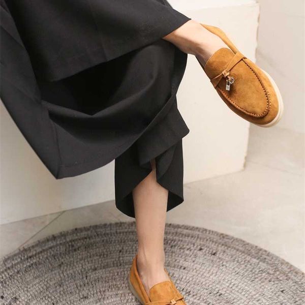 italy designer shoes loropiana soft and comfortable italian loafers lp cashmere leather bean flat sole shoes, Black;white
italy designer shoes loropiana soft and comfortable italian loafers lp cashmere leather bean flat sole shoes, Black;white