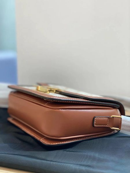 size 2 youth shoulder bag women's men's genuine leather handbag calf leather handbag clutch plate crossbody women's luxury de
size 2 youth shoulder bag women's men's genuine leather handbag calf leather handbag clutch plate crossbody women's luxury de