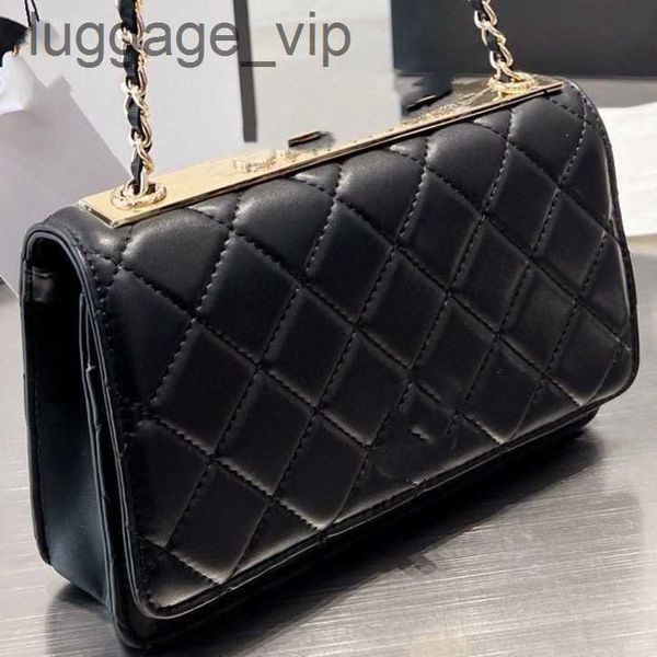 5a designer bag derma custom luxury tote bags brand channel handbag leather cowhide gold silver chain oblique shoulder highs quality14qh0m
5a designer bag derma custom luxury tote bags brand channel handbag leather cowhide gold silver chain oblique shoulder highs quality14qh0m